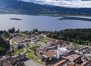 Paga Tour Guatavita